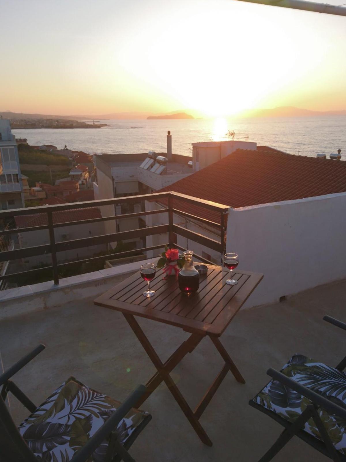 Sunny Family Apartment In Chania Close To The Sea Екстериор снимка